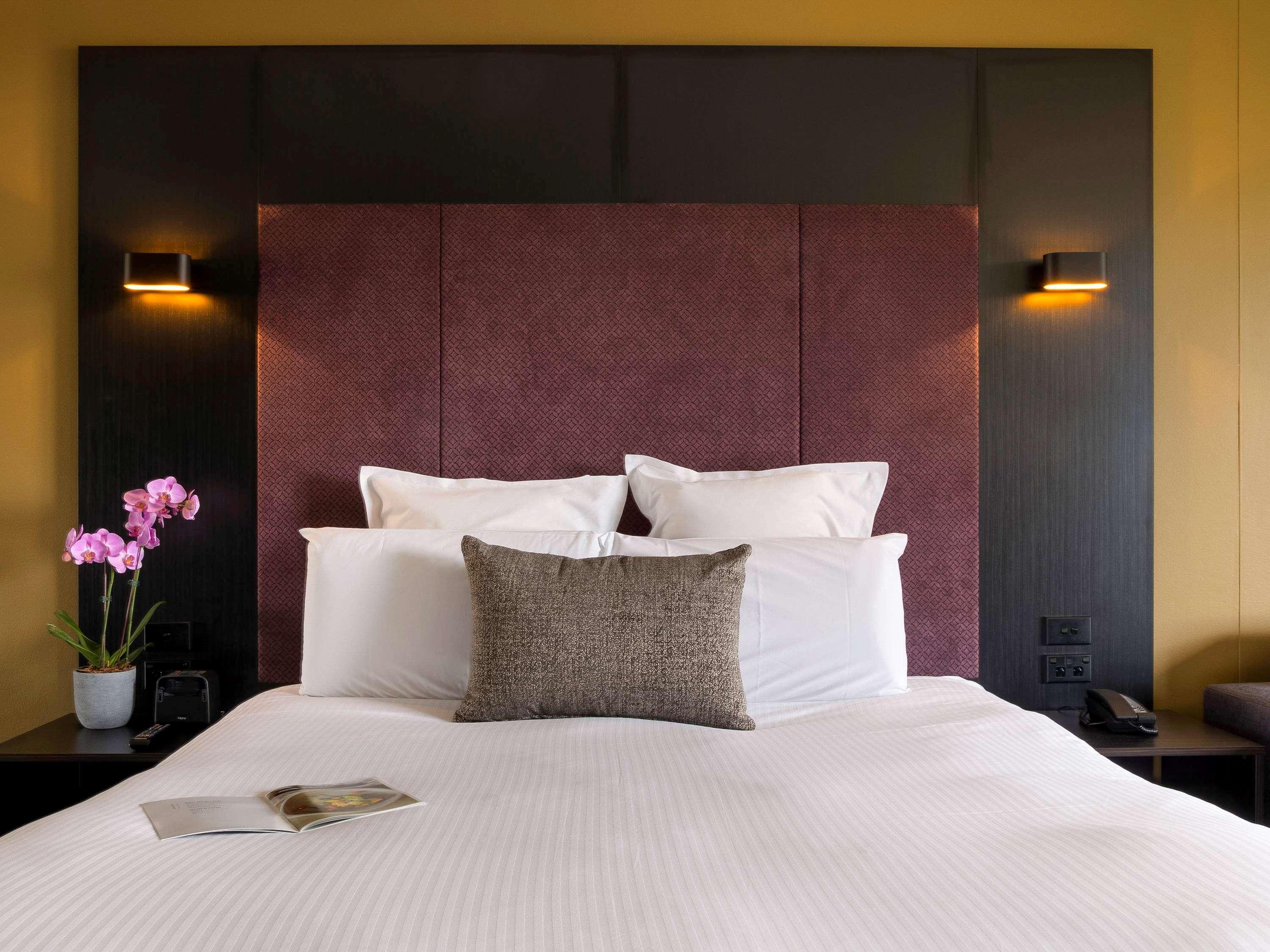 Hotel Pullman Sydney Hyde Park Zewnętrze zdjęcie A bedroom at the hotel