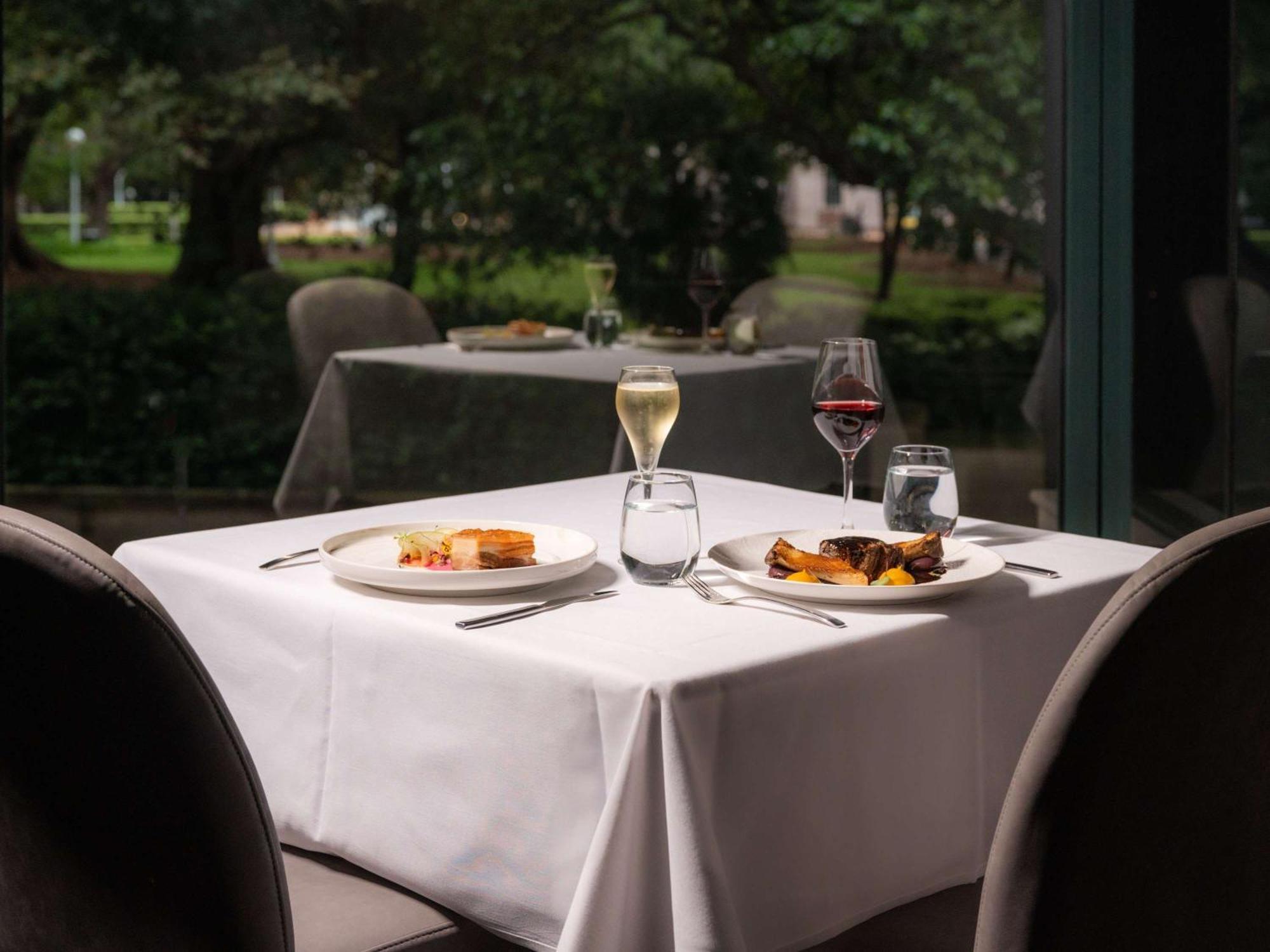 Hotel Pullman Sydney Hyde Park Zewnętrze zdjęcie The Terrace