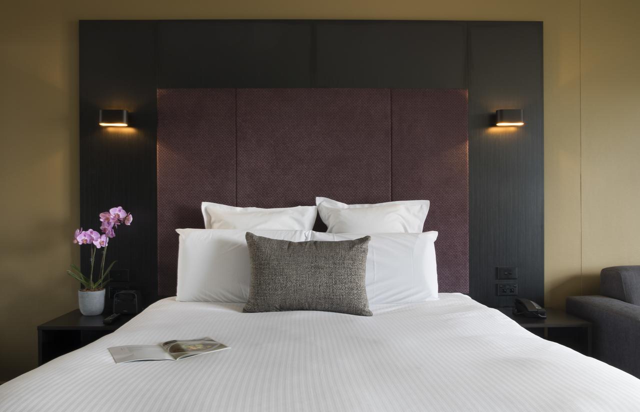 Hotel Pullman Sydney Hyde Park Zewnętrze zdjęcie A bedroom at the hotel